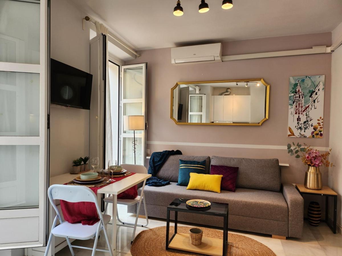 Lovely Center Apartments Seville - Balcony Lux Sol Exterior photo